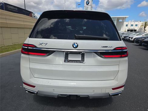 Certified 2024 BMW X7 xDrive40i w/ Executive Package image 4
