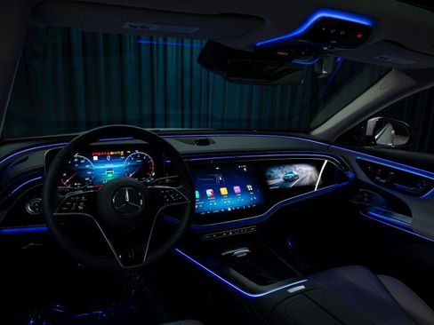 New 2025 Mercedes-Benz E 450 4MATIC All-Terrain Wagon image 13