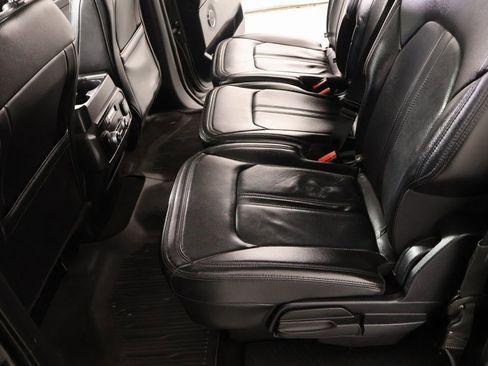 Used 2021 Ford Expedition Max Limited image 13