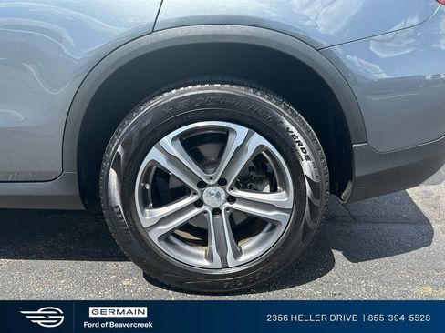 Used 2019 Mercedes-Benz GLC 300 4MATIC image 12