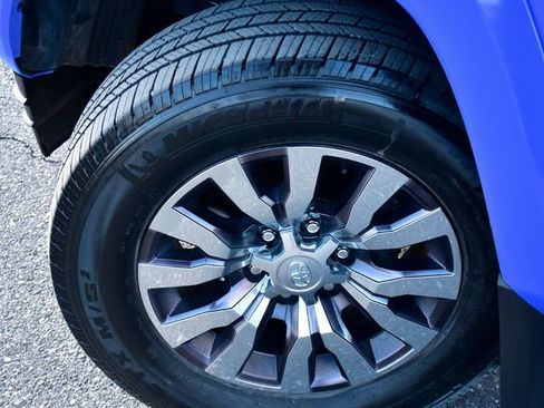 Certified 2021 Toyota Tacoma Limited image 31