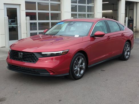 Certified 2024 Honda Accord EX image 10