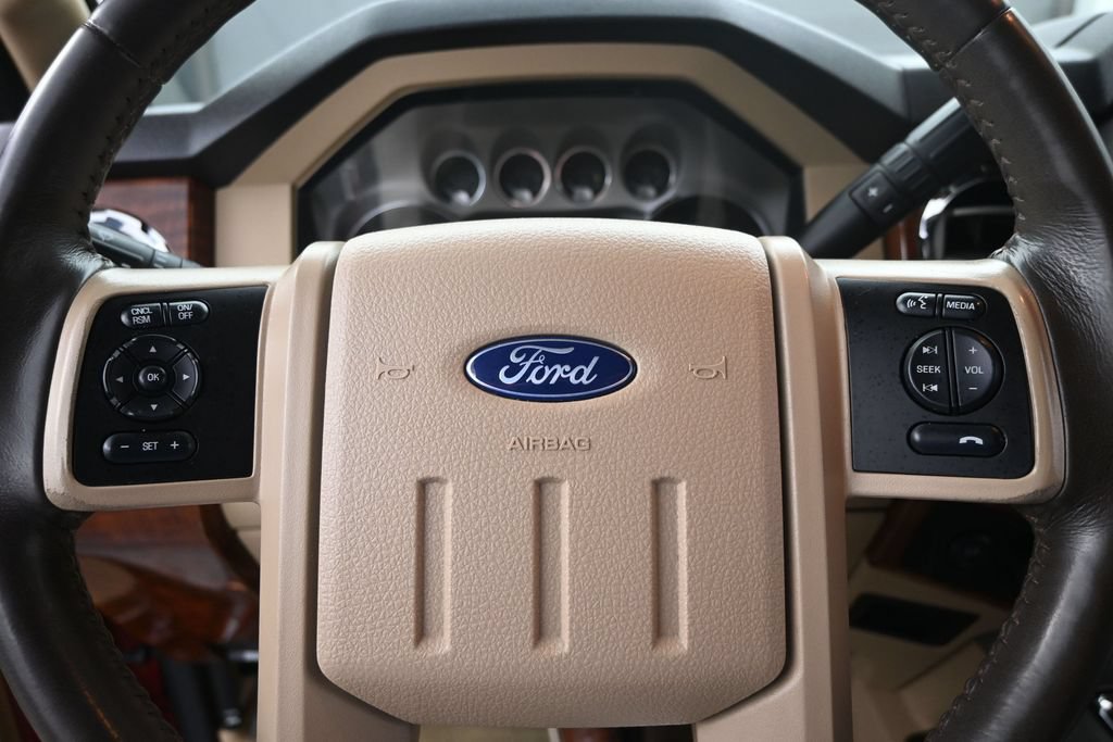 Used 2016 Ford F350 King Ranch w/ FX4 Off-Road Package AWD/4WD image 14