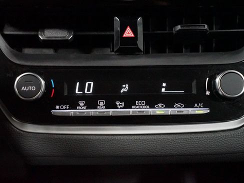 Used 2024 Toyota Corolla LE FWD image 20