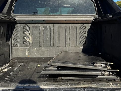 Used 2008 Chevrolet Avalanche LS image 8