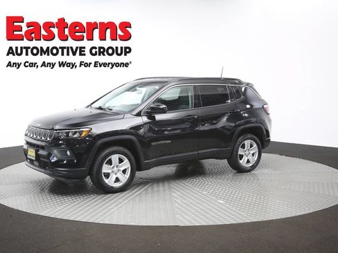 Used 2022 Jeep Compass Latitude AWD/4WD image 56