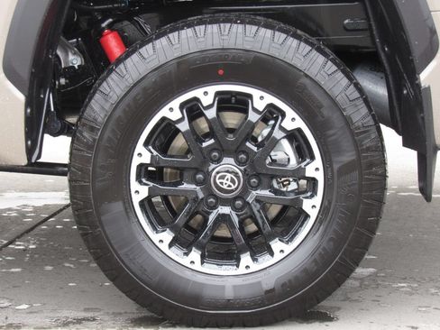 Certified 2026 Toyota Tundra SR5 w/ TRD Off-Road Package AWD/4WD image 37