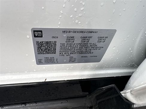 Used 2025 Buick Envista Sport Touring w/ Convenience I Package FWD image 32