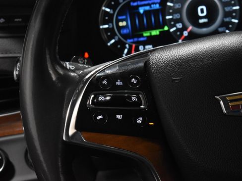 Used 2020 Cadillac Escalade Premium Luxury w/ Escalade Sport Edition AWD/4WD image 9