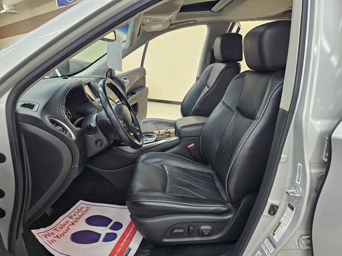 Used 2015 INFINITI QX60 AWD w/ Deluxe Touring Package image 18