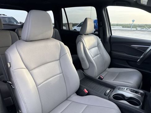 Used 2023 Honda Passport EX-L image 26