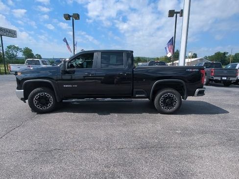 Used 2024 Chevrolet Silverado 2500 LT w/ Convenience Package AWD/4WD image 14