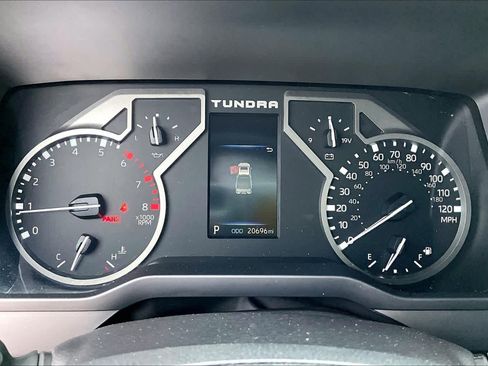 Used 2025 Toyota Tundra SR image 42