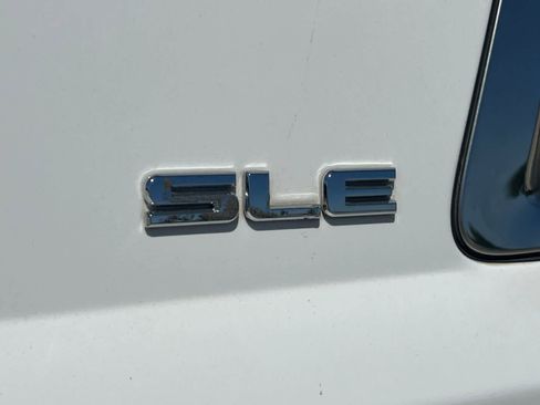Used 2015 GMC Yukon SLE RWD image 13