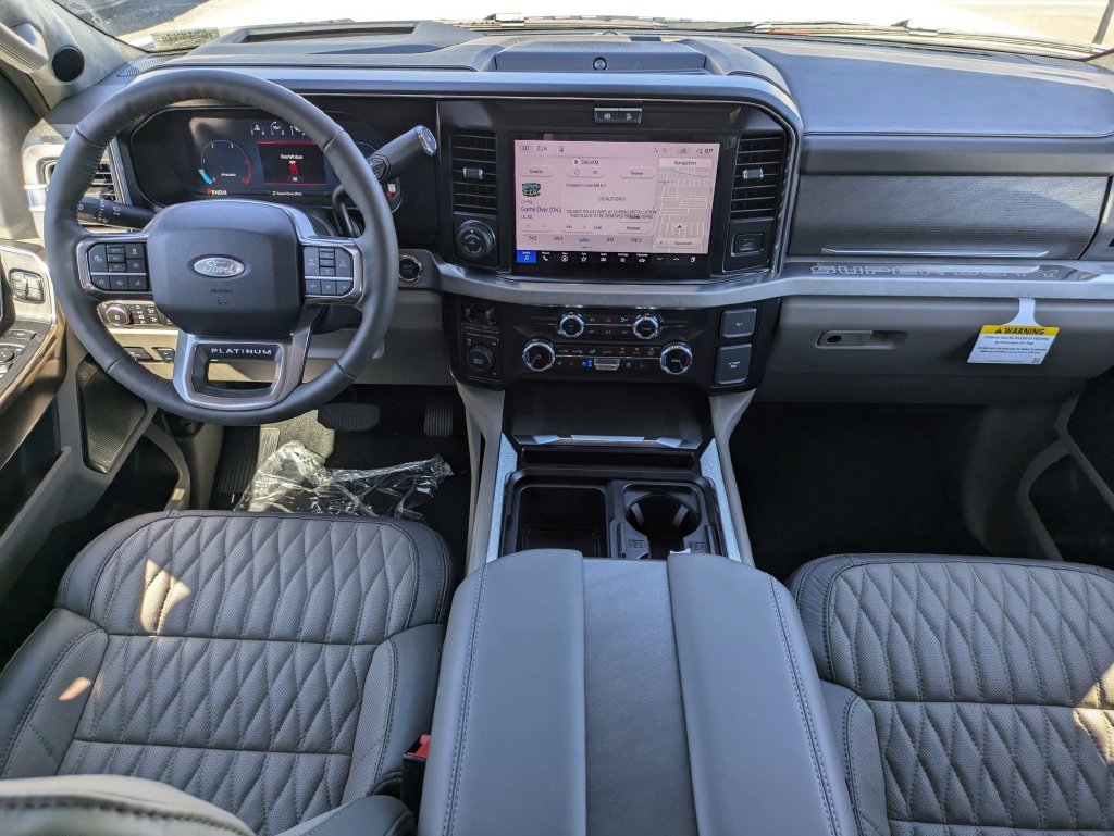 New 2027 Ford F450 Platinum w/ Platinum Plus Package AWD/4WD image 15
