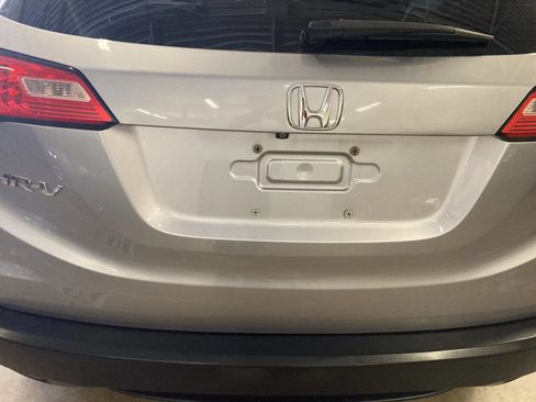 Used 2018 Honda HR-V LX image 22