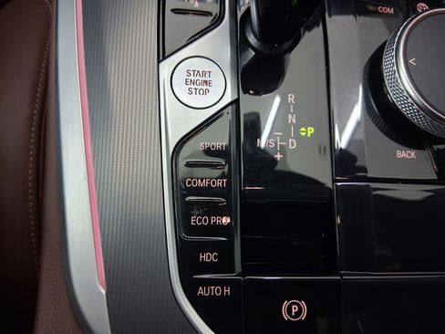 Used 2022 BMW X5 xDrive40i w/ M Sport Package image 30