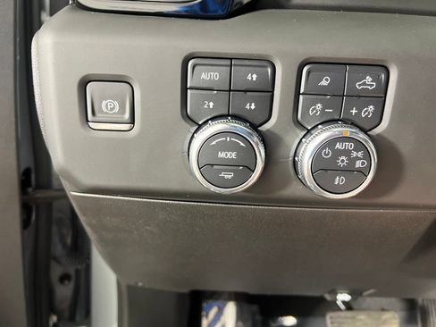 Used 2026 GMC Sierra 1500 AT4 w/ AT4 Premium Package AWD/4WD image 29