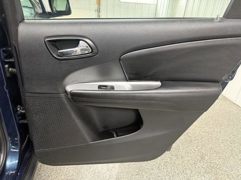 Used 2014 Dodge Journey American Value Package w/ Flexible Seating Group FWD image 29