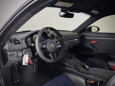 Used 2024 Porsche 718 Cayman GT4 RS image 4