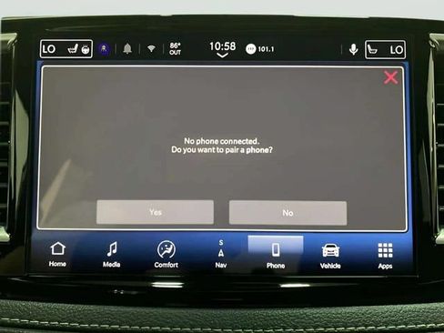 Used 2026 Chrysler Pacifica Limited FWD image 70