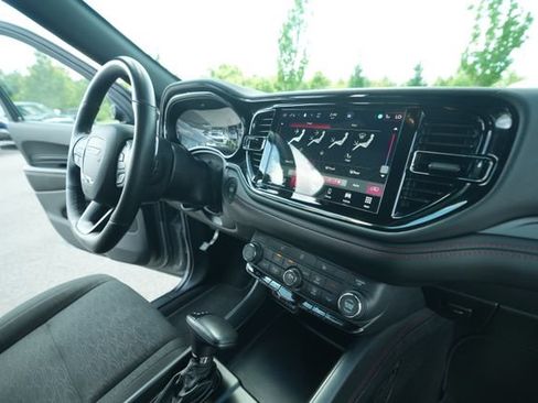 Used 2025 Dodge Durango GT AWD/4WD image 36