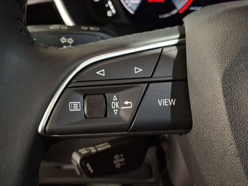 Used 2019 Audi Q3 2.0T Premium Plus w/ Premium Plus Package image 19