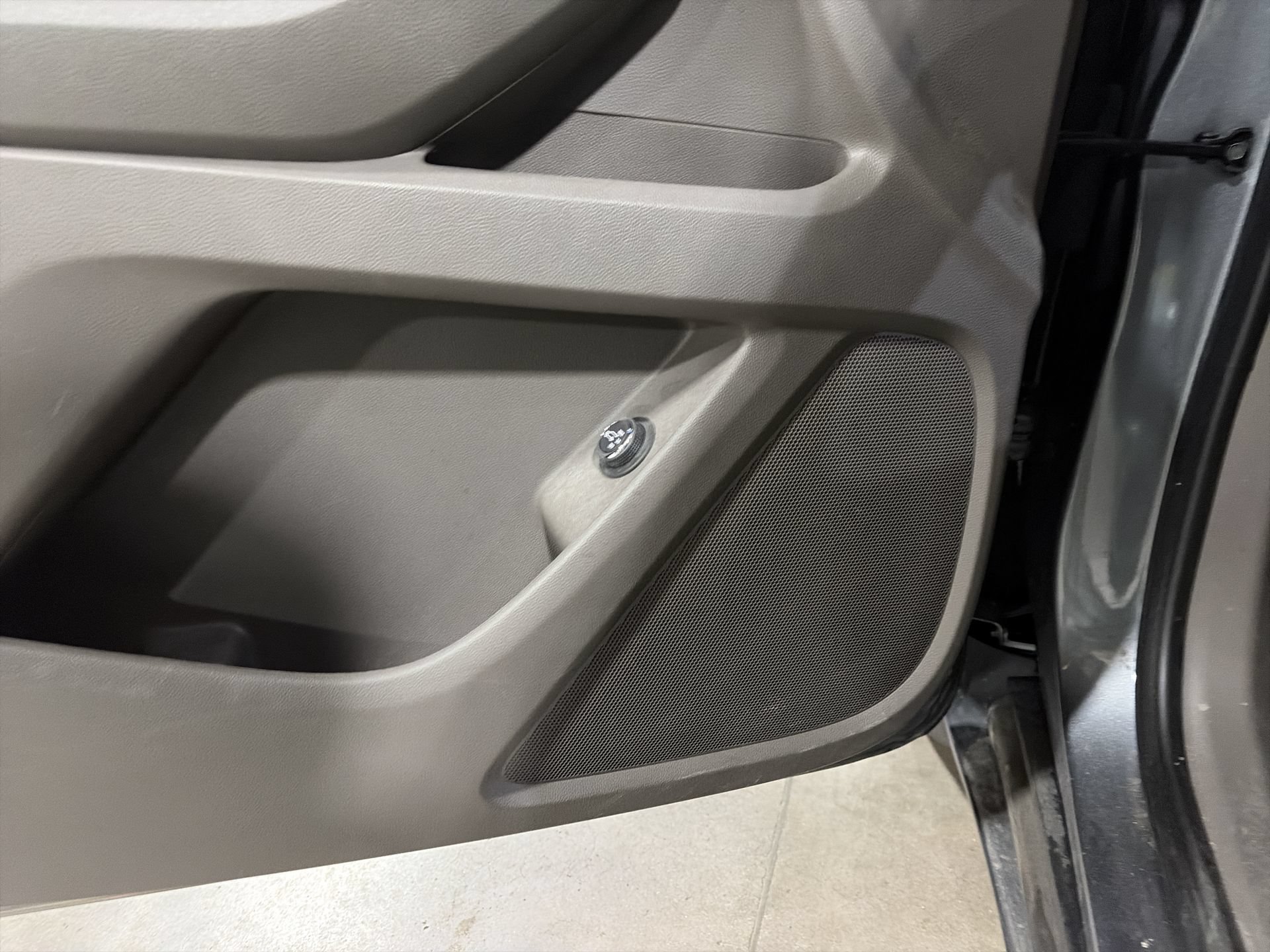 Used 2019 Chevrolet Traverse LT AWD/4WD image 26