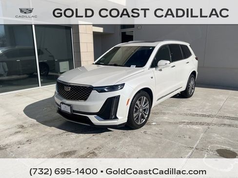 Certified 2023 Cadillac XT6 Premium Luxury image 1