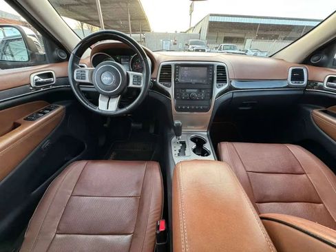 Used 2012 Jeep Grand Cherokee Overland Summit image 14