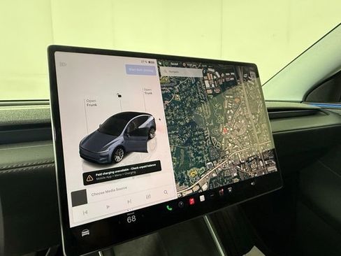 Used 2026 Tesla Model Y Long Range image 25
