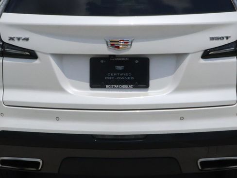 Used 2024 Cadillac XT4 Sport FWD image 9