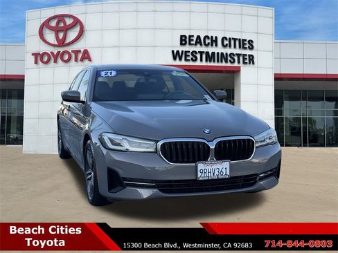 Used 2021 BMW 530i w/ Convenience Package image 3