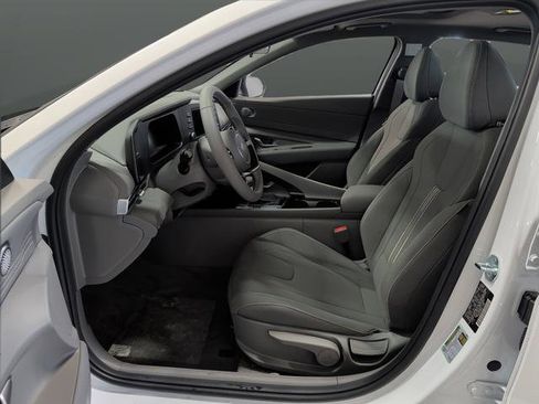 New 2026 Hyundai Elantra SEL Sport w/ Cargo Package image 4