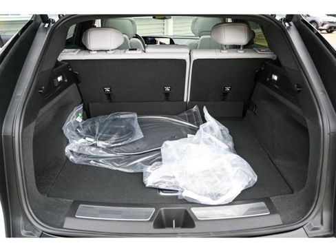 New 2026 Cadillac Lyriq Luxury image 36