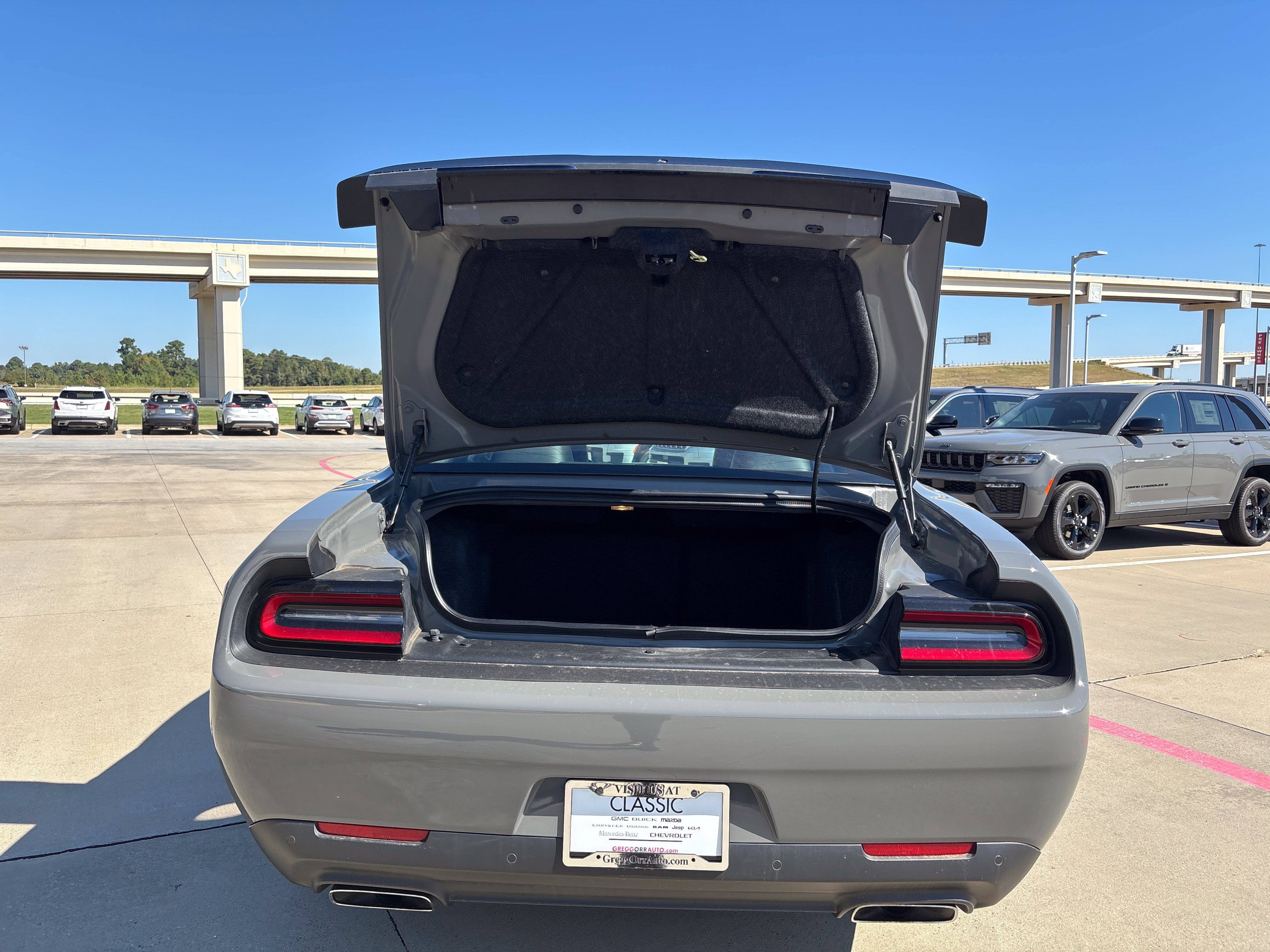 Used 2023 Dodge Challenger R/T w/ Plus Package RWD image 8