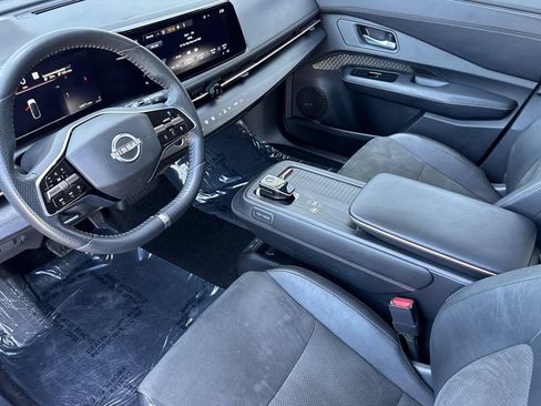 Used 2023 Nissan Ariya FWD image 9