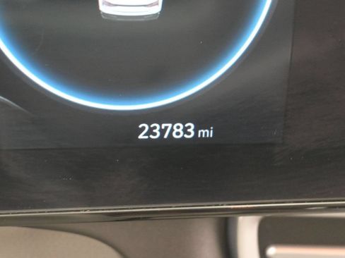 Used 2024 Hyundai Elantra SEL FWD image 11