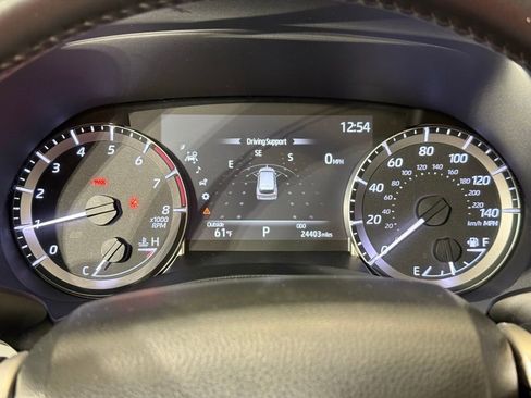Used 2023 Toyota Highlander XLE AWD/4WD image 28