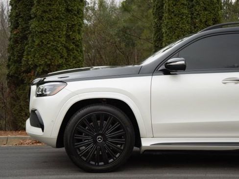 Used 2021 Mercedes-Benz Maybach GLS 600 4MATIC image 6