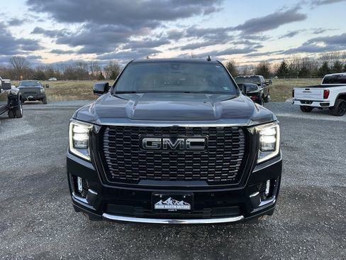 Used 2023 GMC Yukon Denali Ultimate image 10