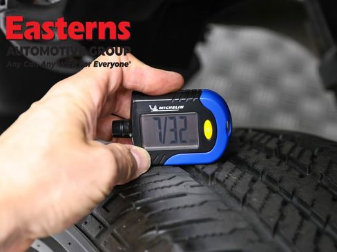 Used 2021 Toyota Tacoma SR w/ SX Package AWD/4WD image 28