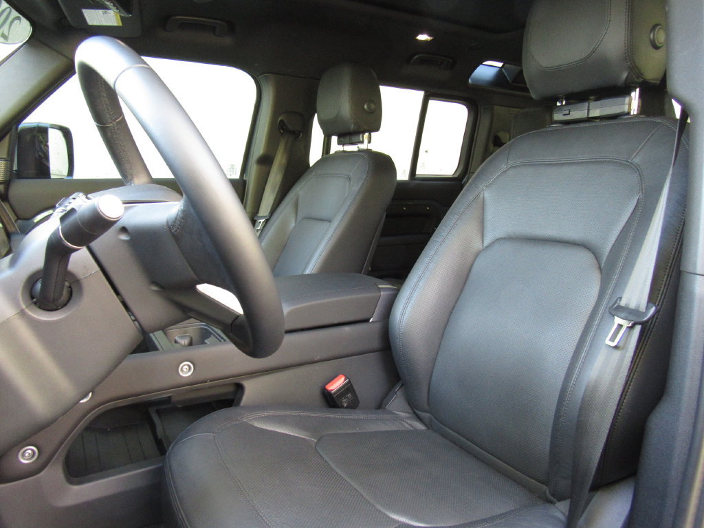 Used 2024 Land Rover Defender 110 S AWD/4WD image 10