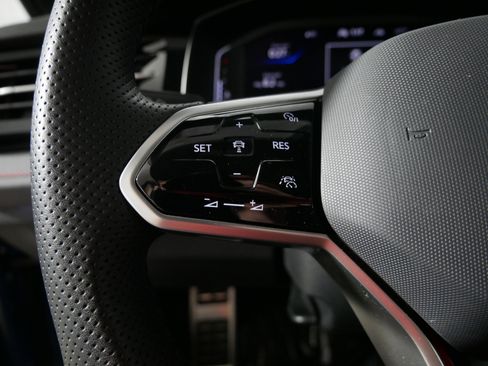 Used 2025 Volkswagen Jetta GLI Autobahn image 27