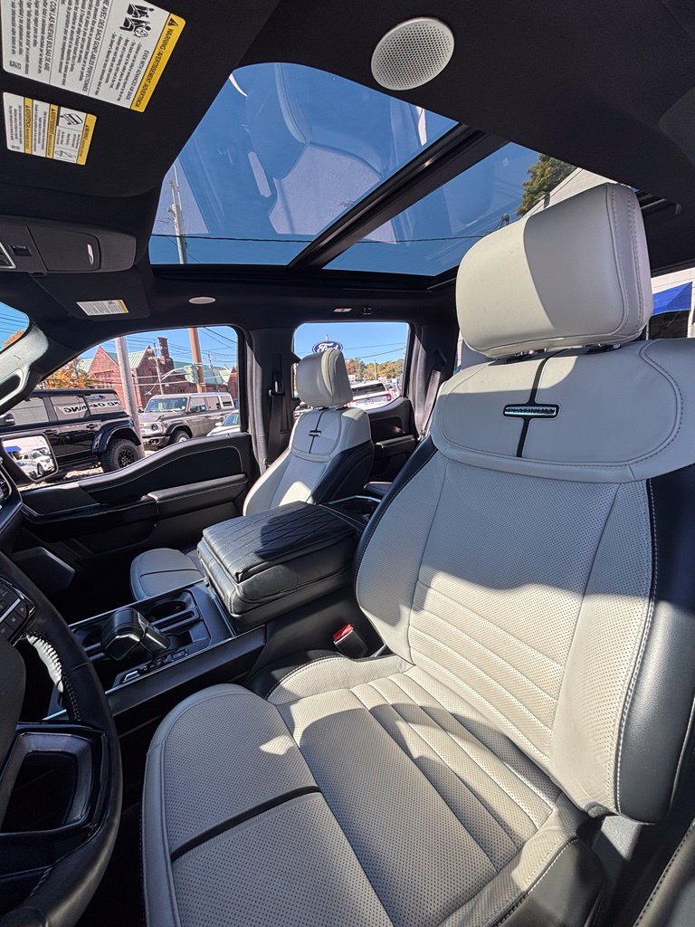 Used 2024 Ford F150 Lightning Platinum AWD/4WD image 14