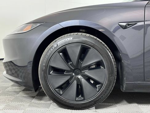 Used 2024 Tesla Model 3 Standard Range RWD image 8