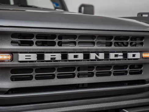 New 2026 Ford Bronco 2-Door w/ Sasquatch Package AWD/4WD image 11