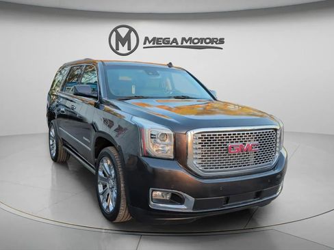 Used 2015 GMC Yukon Denali w/ Touring Package image 11