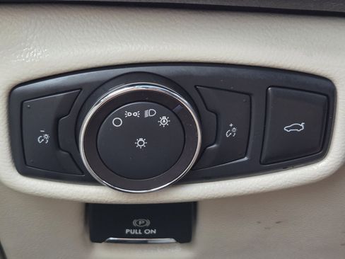 Used 2019 Lincoln MKZ Premiere image 23