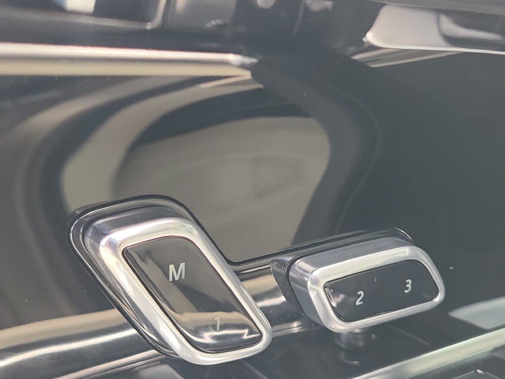 New 2026 Land Rover Range Rover Autobiography AWD/4WD image 27